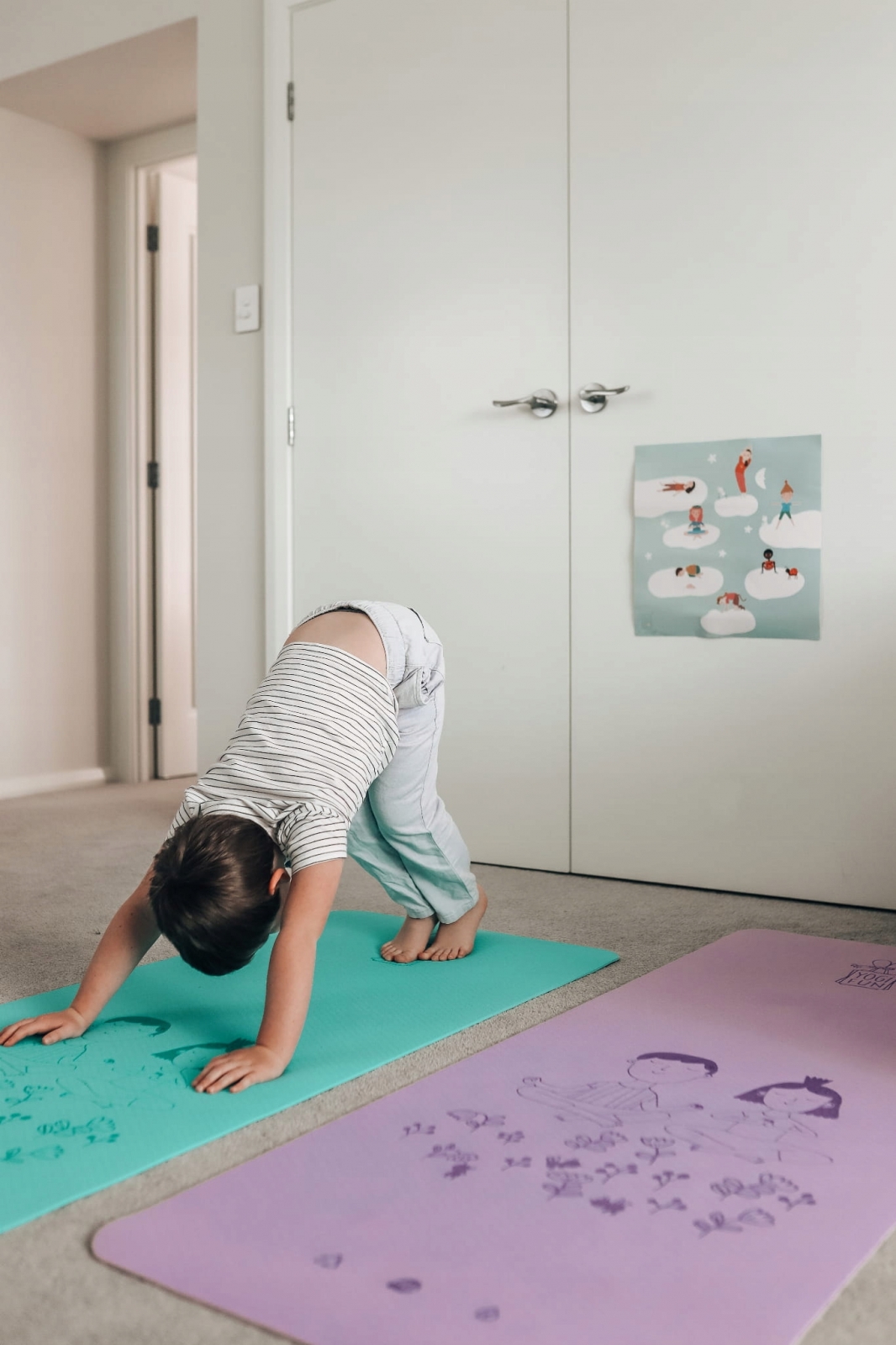 Yoga mat for children 61 x 150 cm, Purple